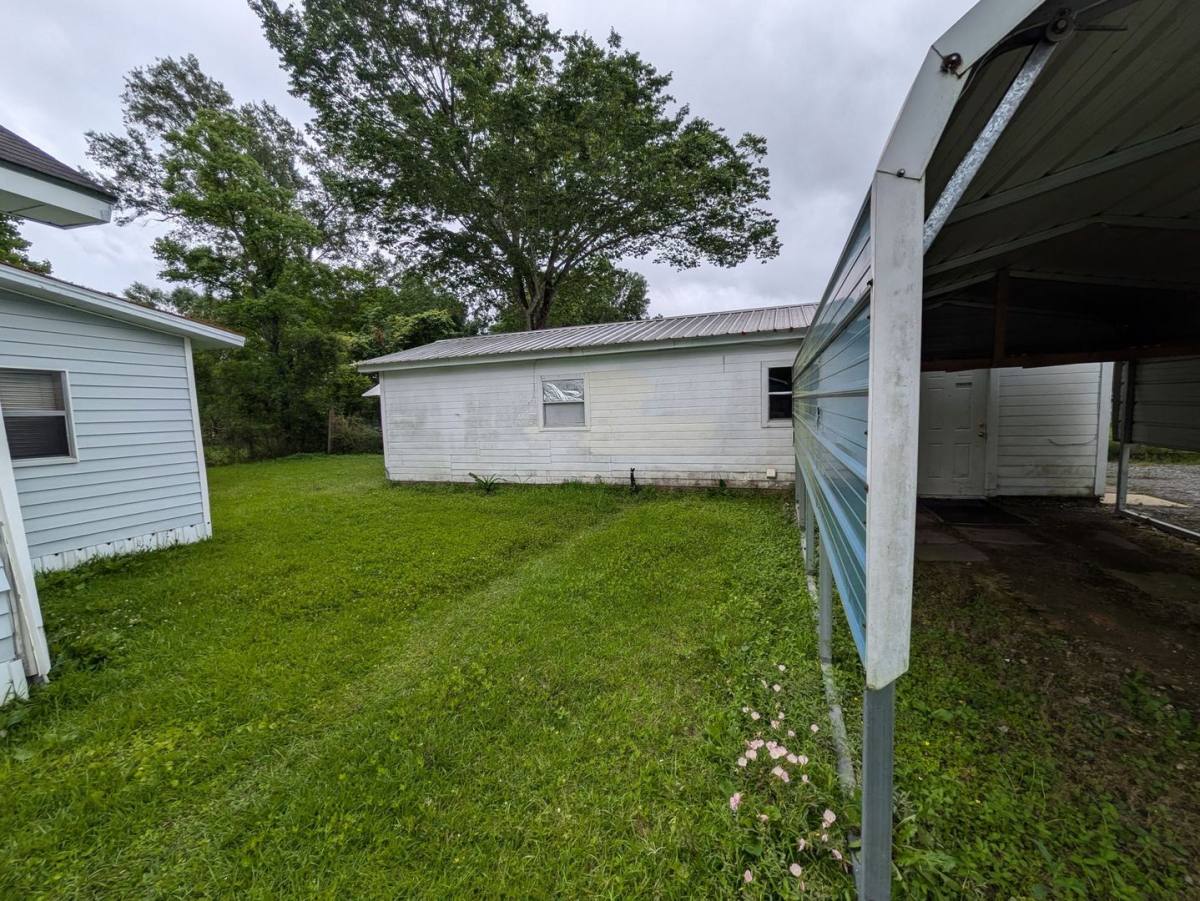 Apartment for rent at 115 Peach St, Vidor, TX 77662