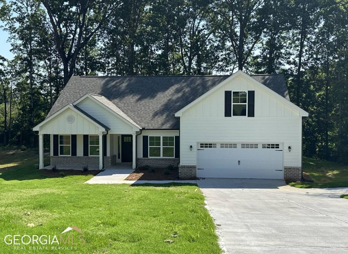 House for rent at 892 Belmont Park Dr, Commerce, GA 30529