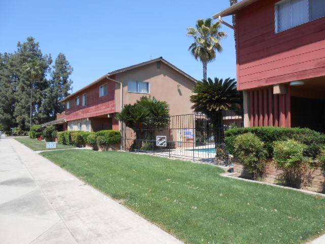 Apartment for rent at 234 N Eaton Ave, Dinuba, CA 93618