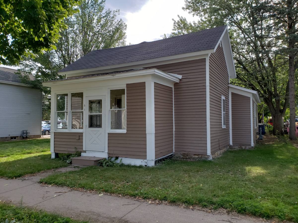 Apartment for rent at 316 N 1st Ave, Wausau, WI 54401