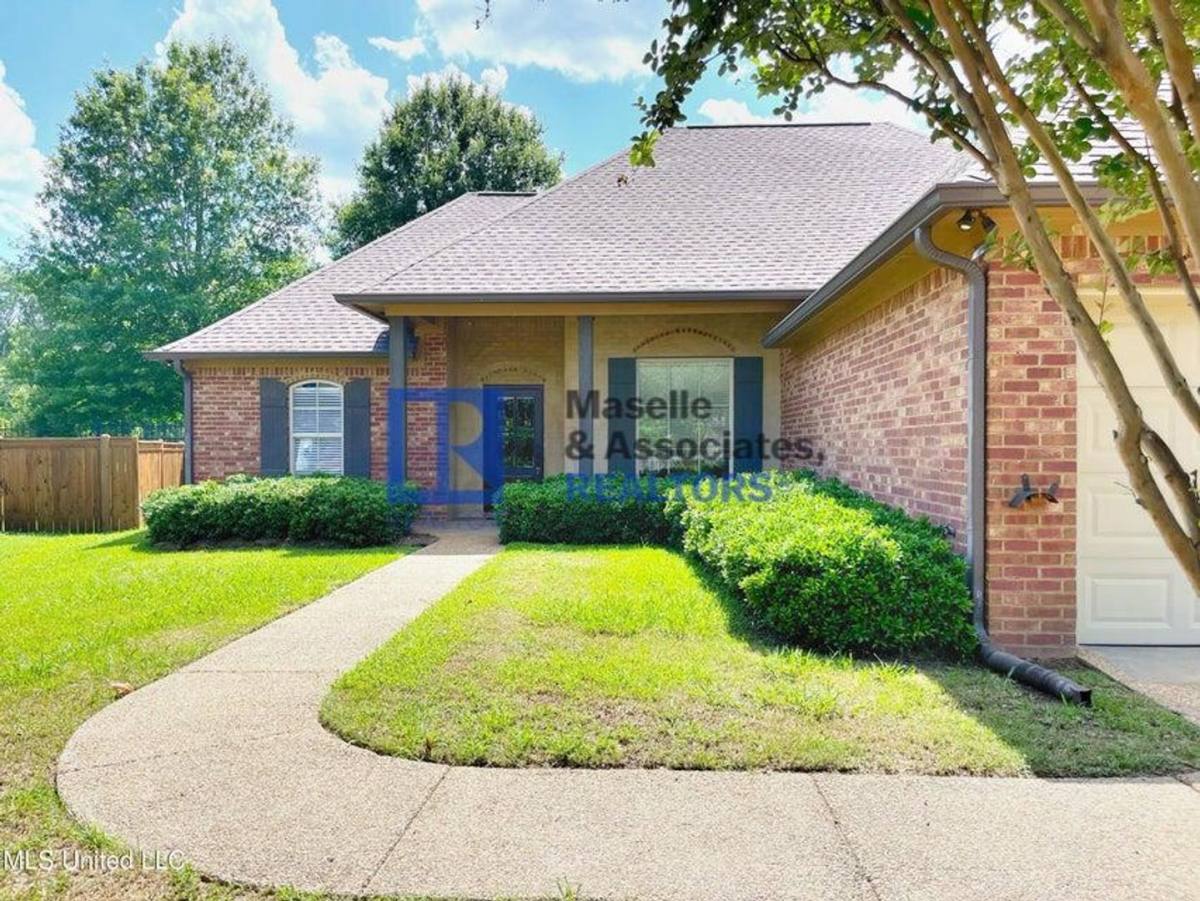 House for rent at 623 Chambord Dr, Brandon, MS 39042