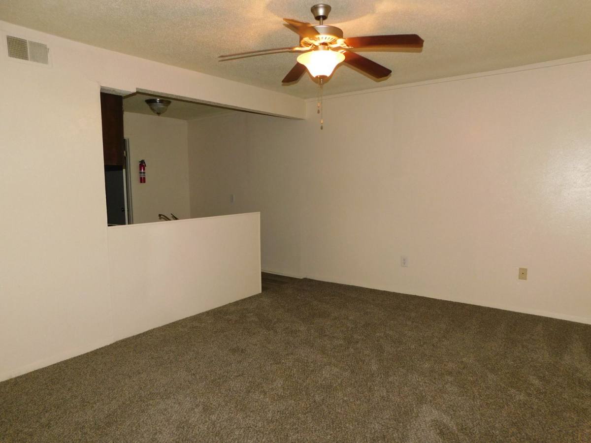 Apartment for rent at 1814 B Hunt St, Commerce, TX 75428