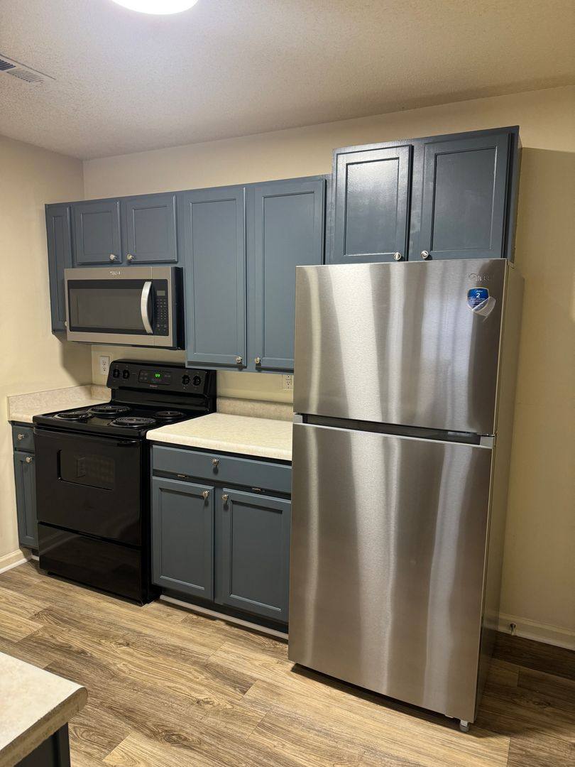 Apartment for rent at 906 Howard St, Greensboro, NC 27403