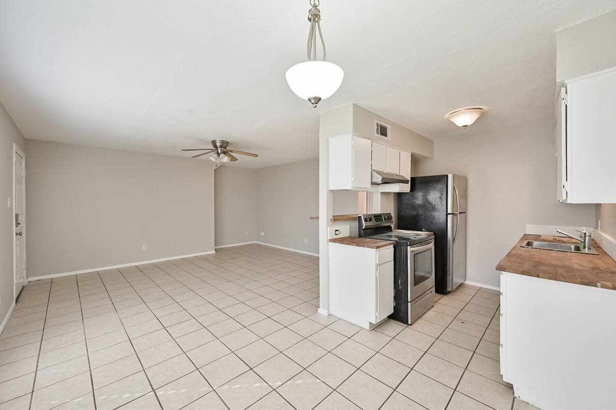Apartment for rent at 7450 Ruby Place, Fort Worth, TX 76116