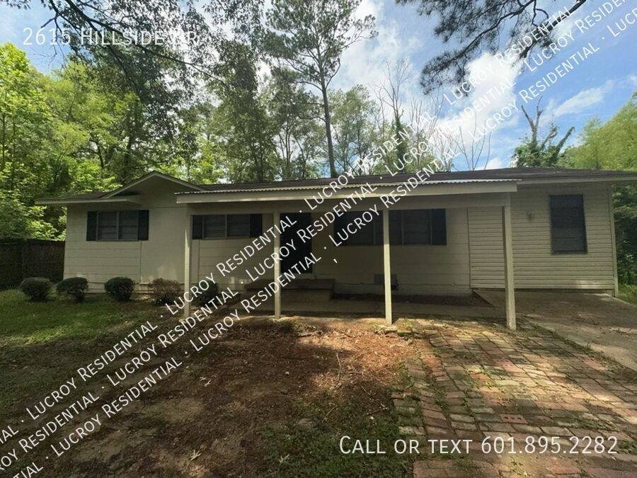 House for rent at 2615 Hillside Dr, Jackson, MS 39204