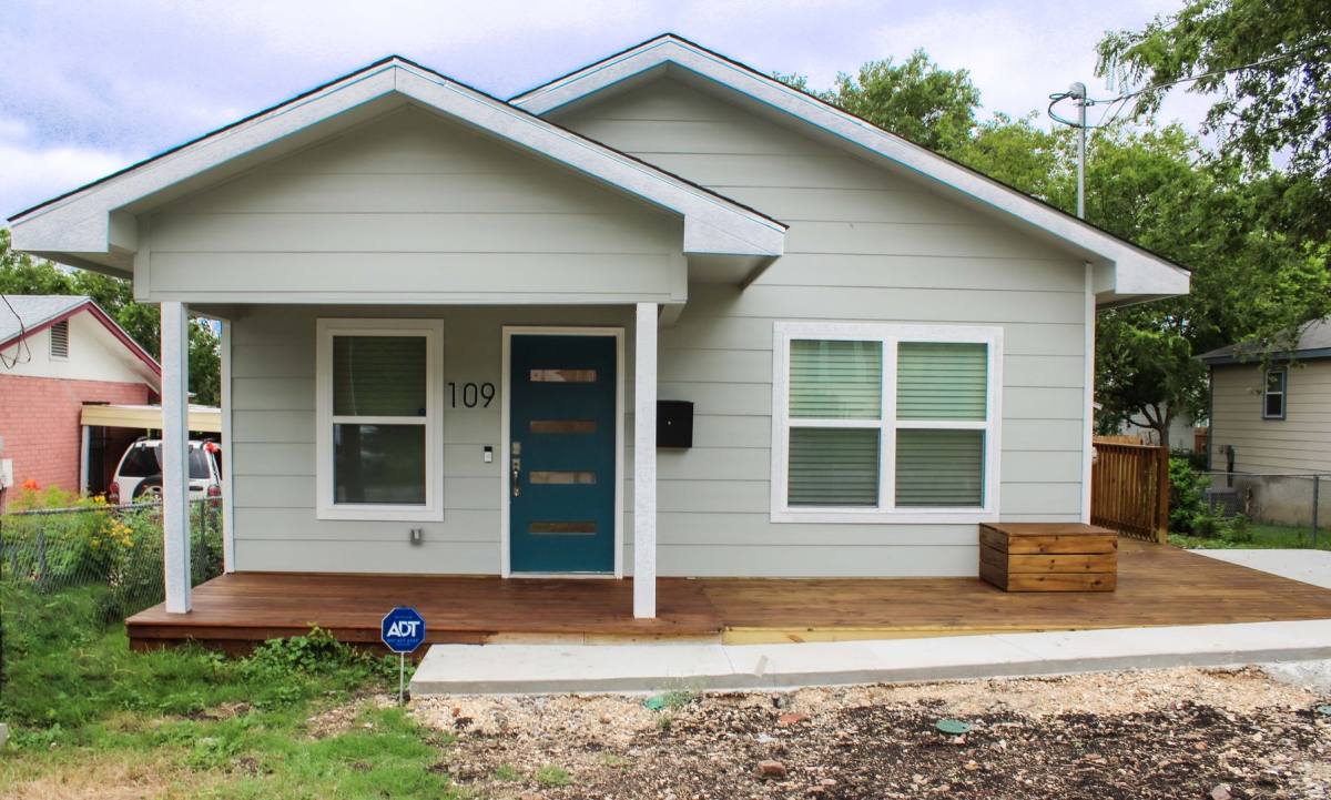 House for rent at 109 Shenandoah St, San Antonio, TX 78210
