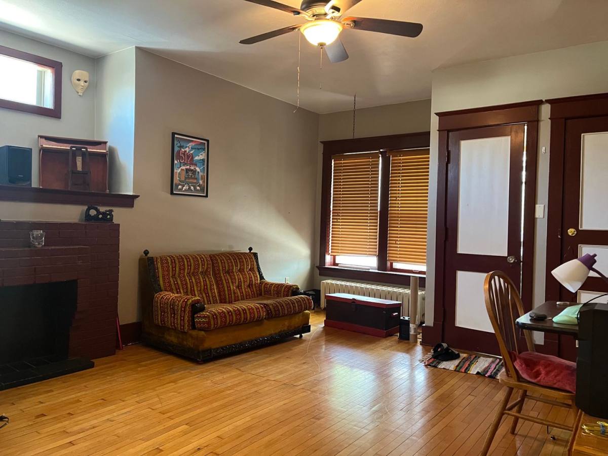 Apartment for rent at 303 N Ashland Ave, Green Bay, WI 54303