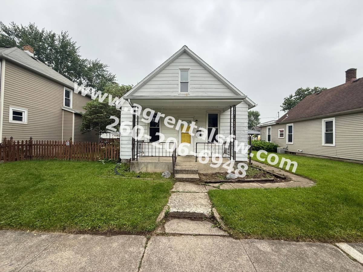 House for rent at 1724 Hillside Ave, Fort Wayne, IN 46805