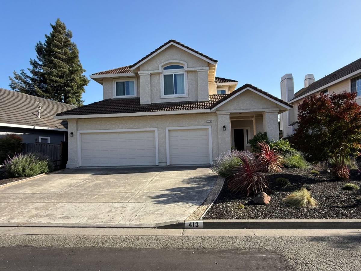 House for rent at 413 Redrock Way, Petaluma, CA 94954