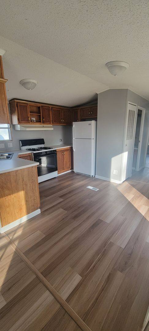 Apartment for rent at 9825 US-Highway 136 W, Macomb, IL 61455