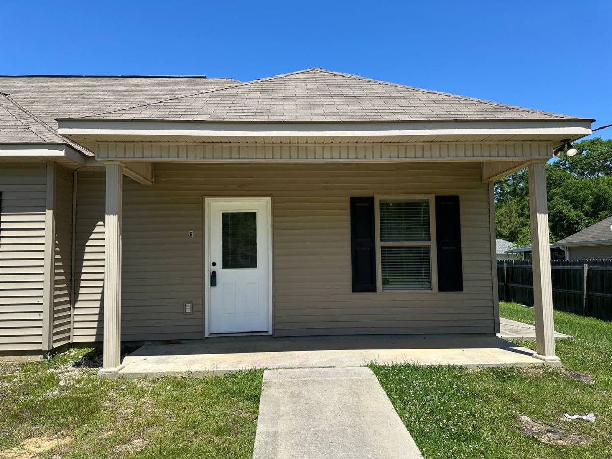 Apartment for rent at 103 Tina Dr, Hammond, LA 70403