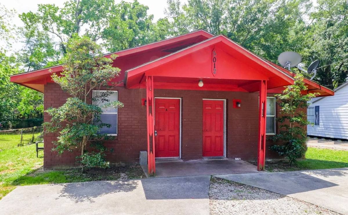 House for rent at 5012 Meridian St, Moss Point, MS 39563