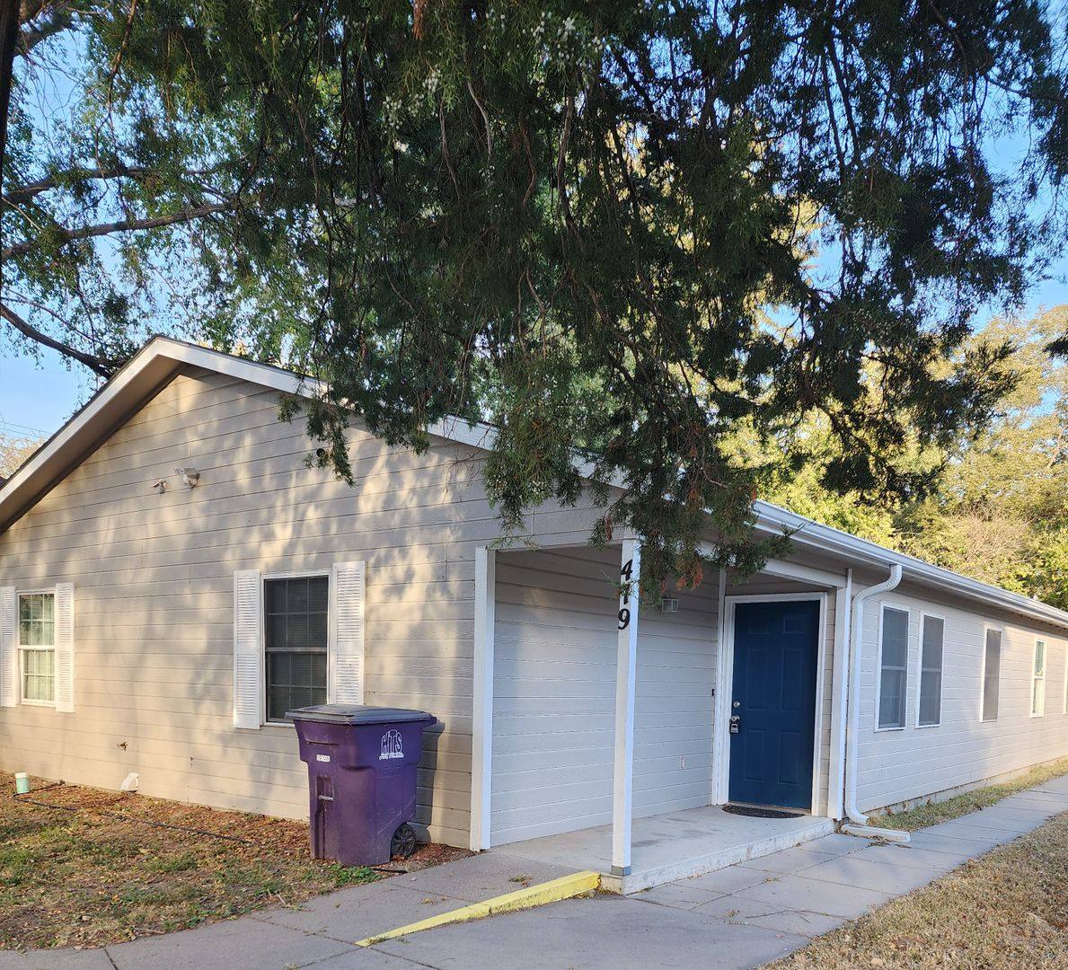 Apartment for rent at 419 S Juliette Ave, Manhattan, KS 66502