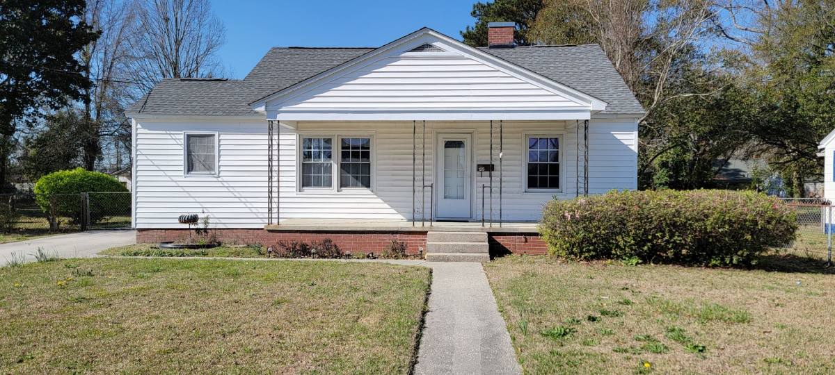 House for rent at 125 Richlands Ave, Jacksonville, NC 28540
