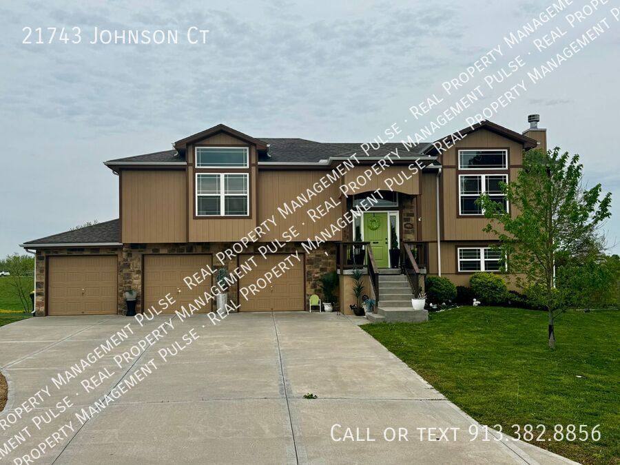 House for rent at 21743 Johnson Court, Spring Hill, KS 66083