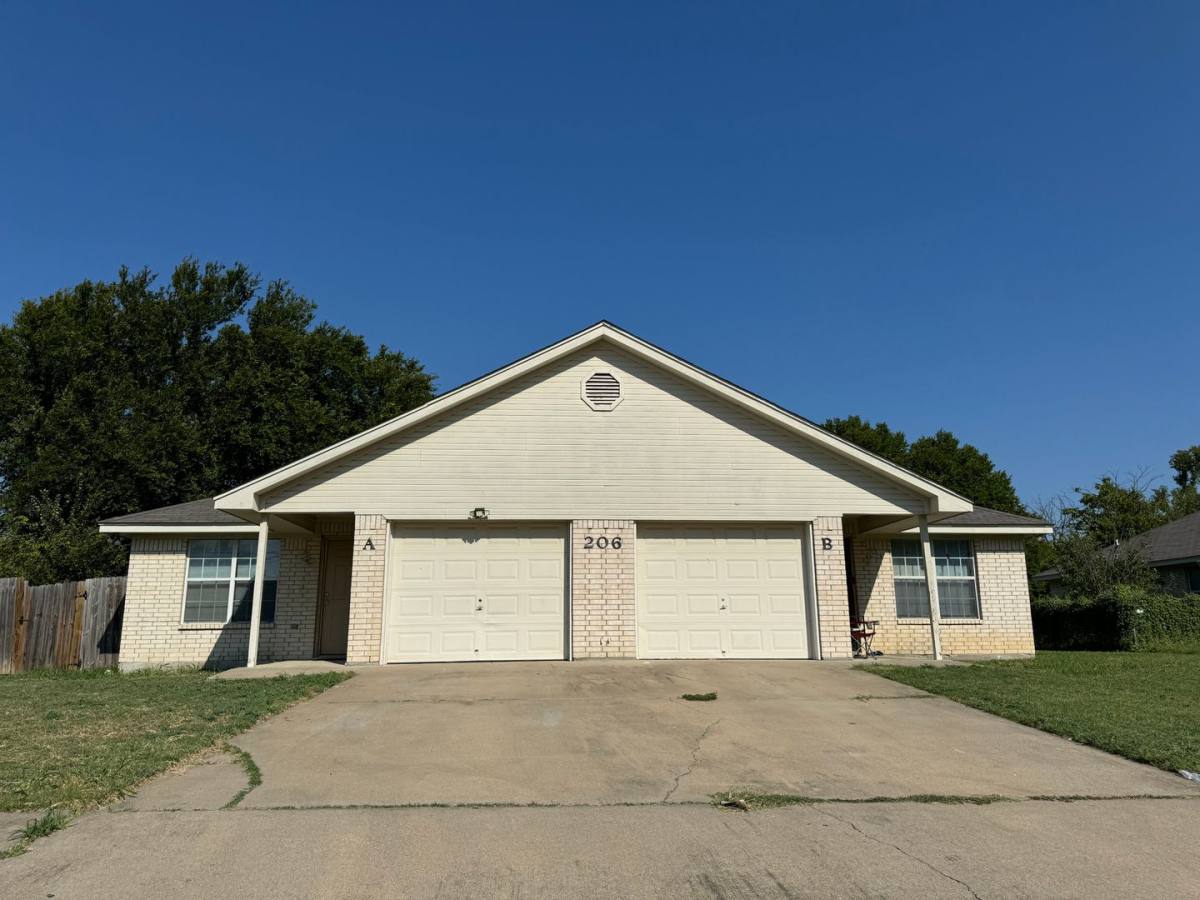 Apartment for rent at 206 S 24th St, Killeen, TX 76541