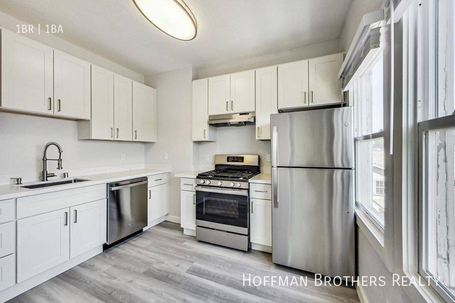 Apartment for rent at 1707 36th Ave #303A, Oakland, CA 94601