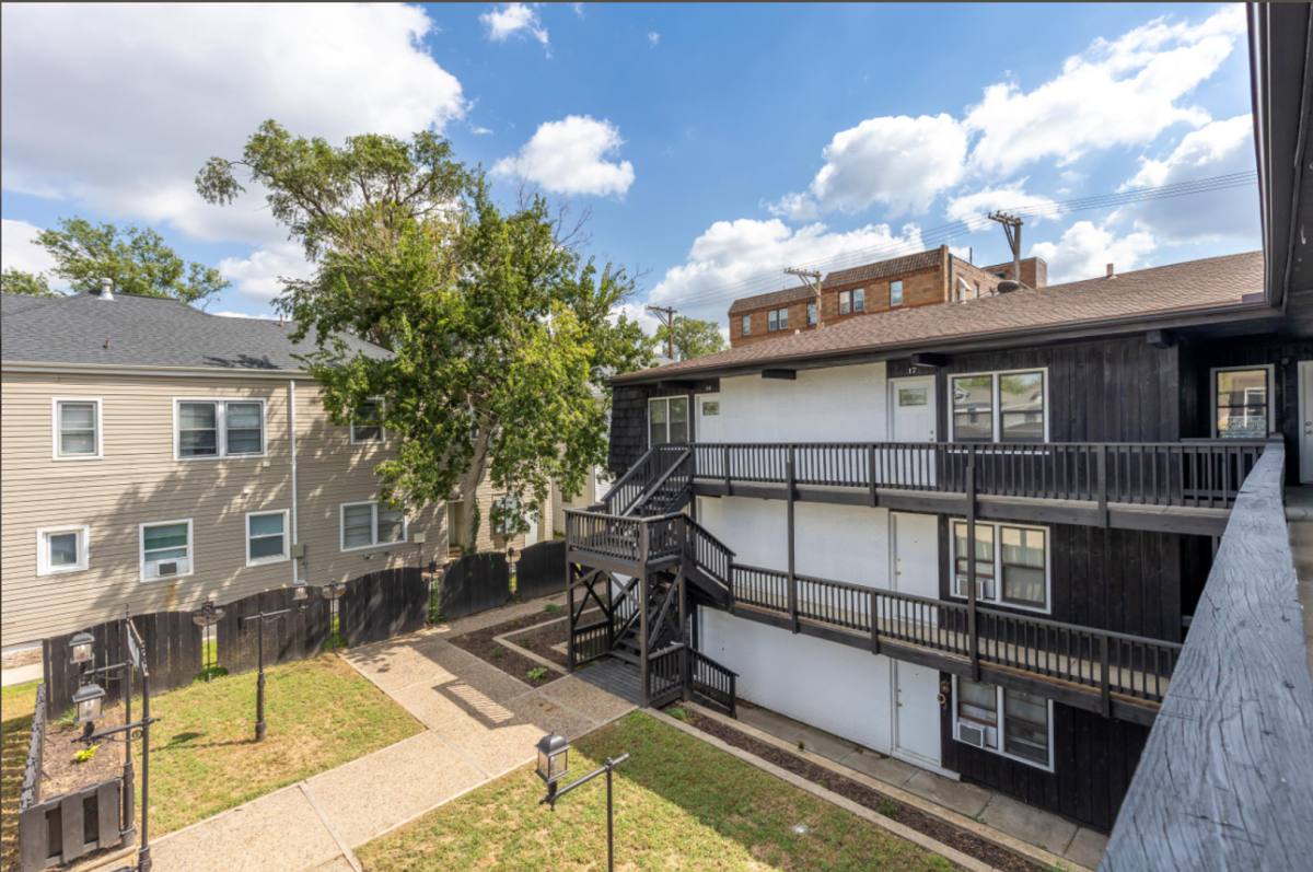 Apartment for rent at 1625 1635 E St, Lincoln, NE 68508