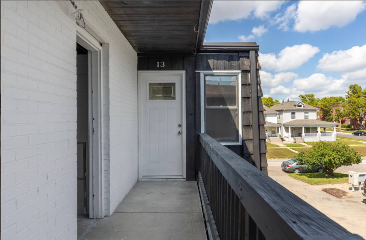 Apartment for rent at 1625 1635 E St, Lincoln, NE 68508