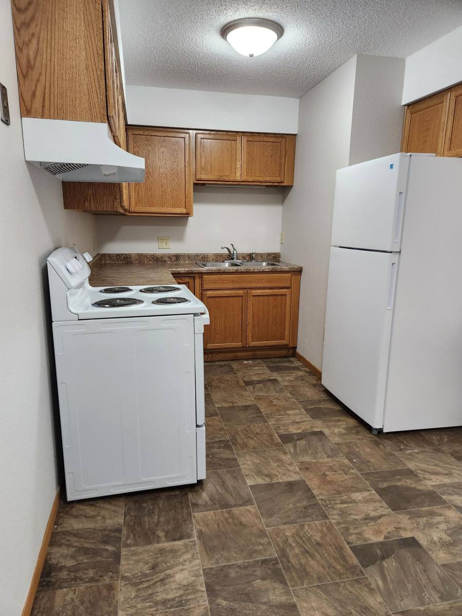 Apartment for rent at 608 W Rice St, Sioux Falls, SD 57104