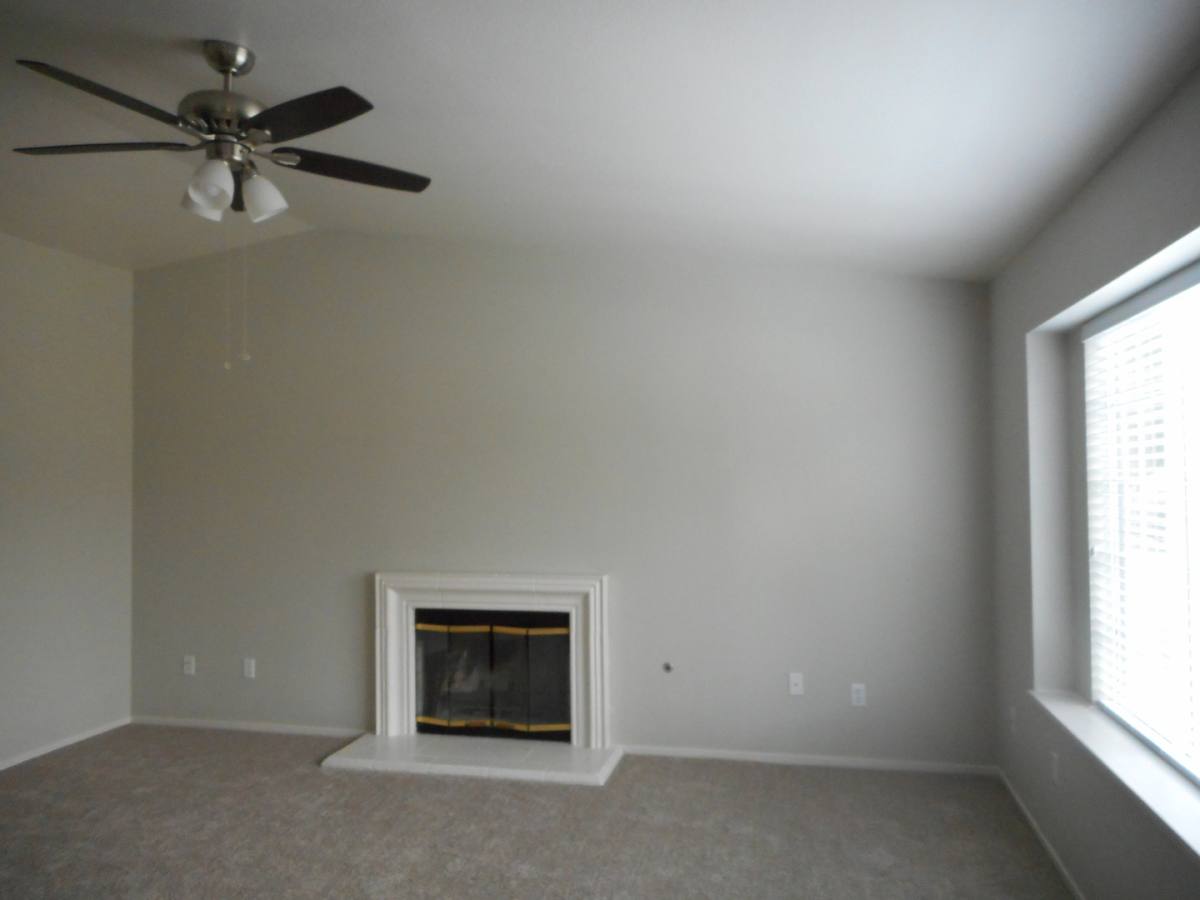 House for rent at 2211 W Sweet, Visalia, CA 93291