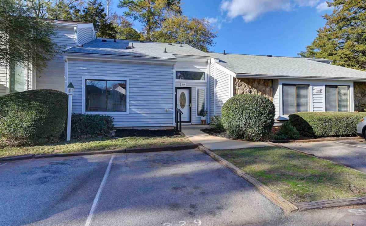 Condo for rent at 229 Mariners Row, Columbia, SC 29212