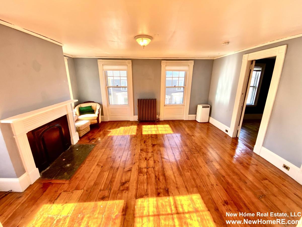 Apartment for rent at 4 Avalon Place #2, Worcester, MA 01609