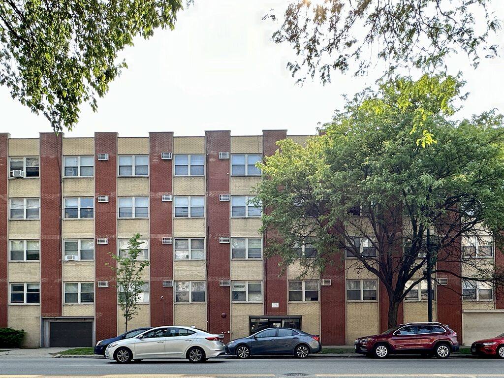 Apartment for rent at 6830 Sheridan #563-A, Chicago, IL 60626