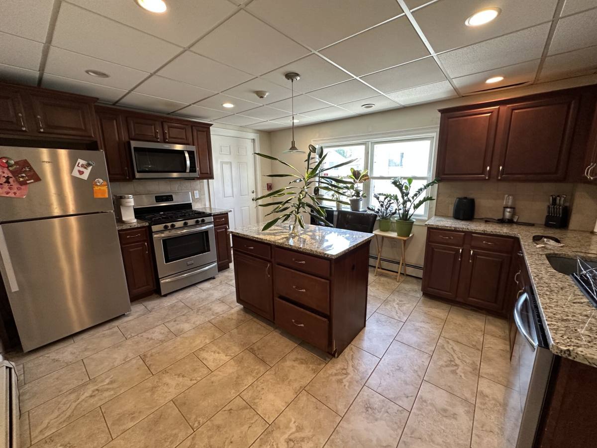 Apartment for rent at 80 Park Ave #4, Revere, MA 02151