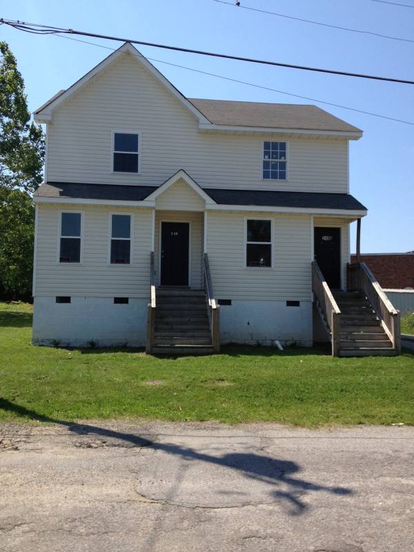 Townhouse for rent at 240 Kentucky Ave #B, Petersburg, VA 23803