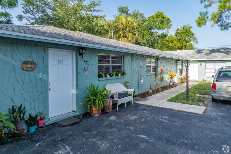 Apartment for rent at 6916 Julia Court, New Port Richey, FL 34652