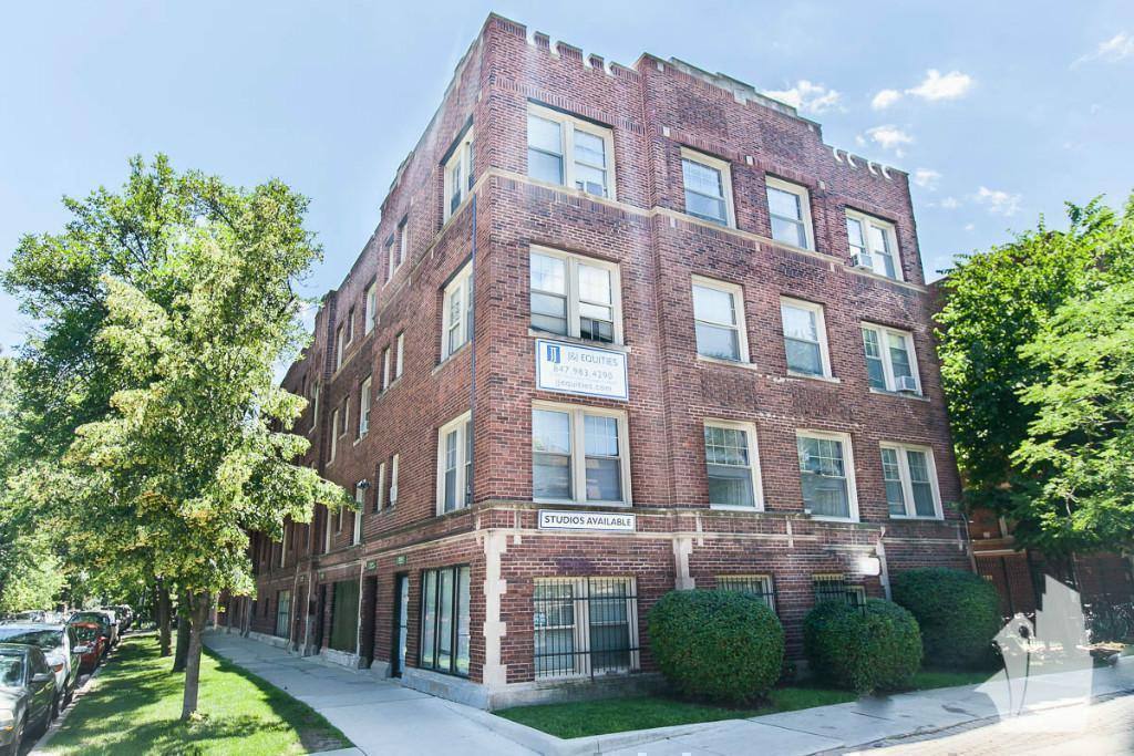 Apartment for rent at 3257 W Wrightwood Ave #2550, Chicago, IL 60647