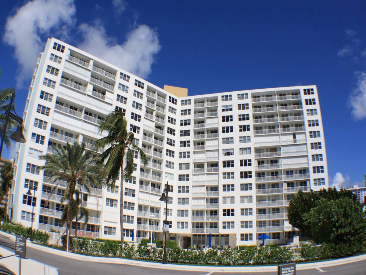 Condo for rent at 201 N Ocean Blvd #902, Pompano Beach, FL 33062