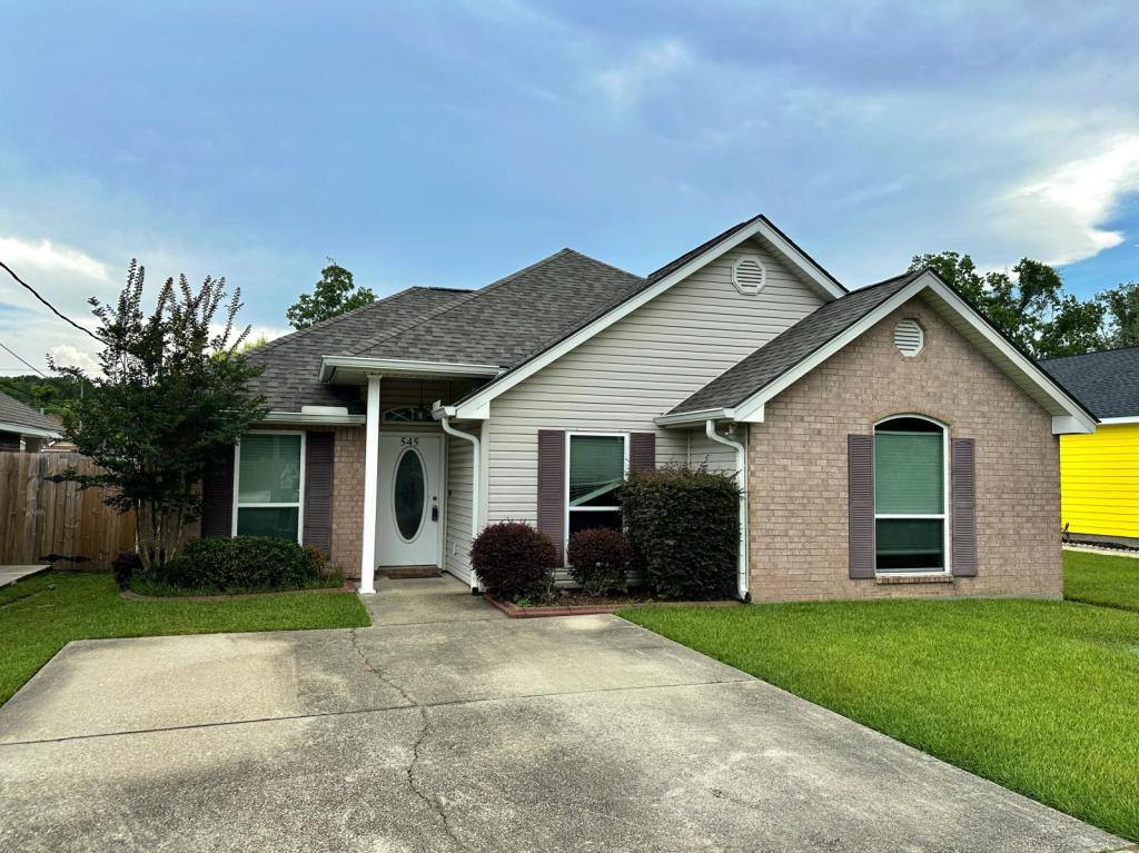 House for rent at 545 Northshore Lane, Slidell, LA 70461