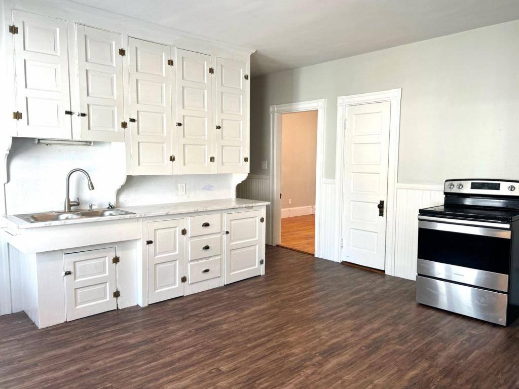 House for rent at 228 E Ave #4, Lewiston, ME 04240
