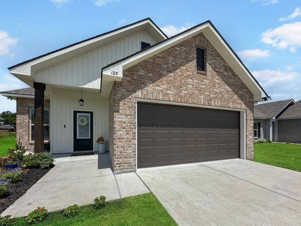 House for rent at 125 Headland Dr, Thibodaux, LA 70301