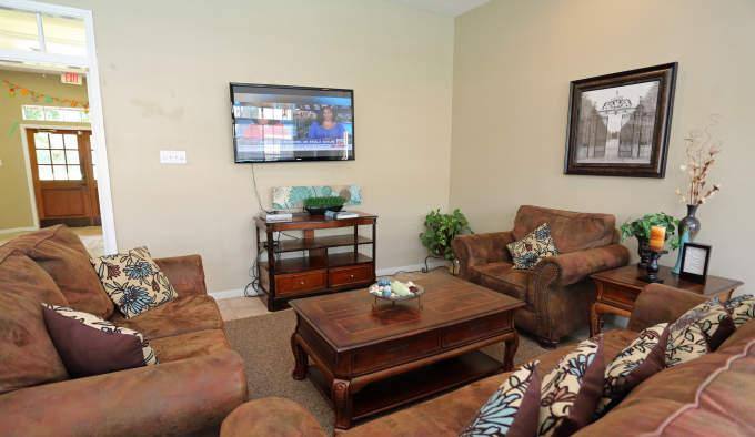 Apartment for rent at 1400 S Frazier St, Conroe, TX 77301