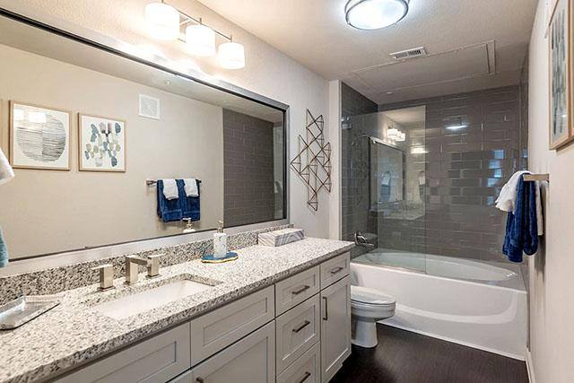 Apartment for rent at 910 Texas St, Dallas, TX 75204