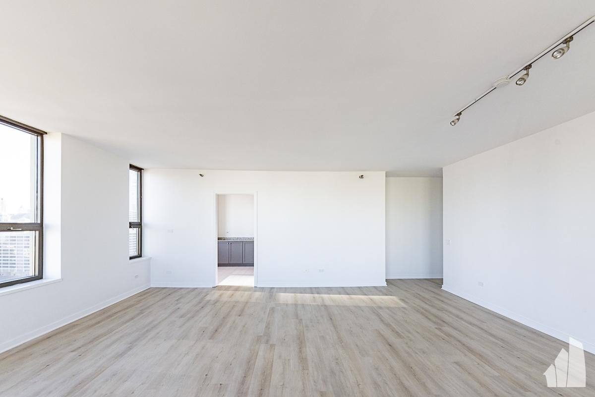 Condo for rent at 501 N Clinton St #2502, Chicago, IL 60647