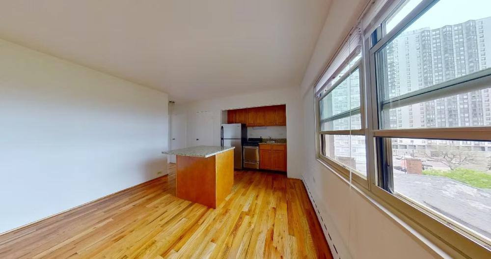 Apartment for rent at 5630 N Sheridan #1130, Chicago, IL 60660