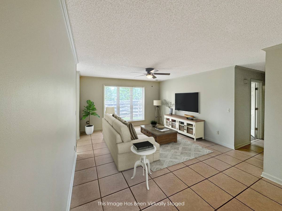 Apartment for rent at 3450 Cloverdale Rd #22, Florence, AL 35633