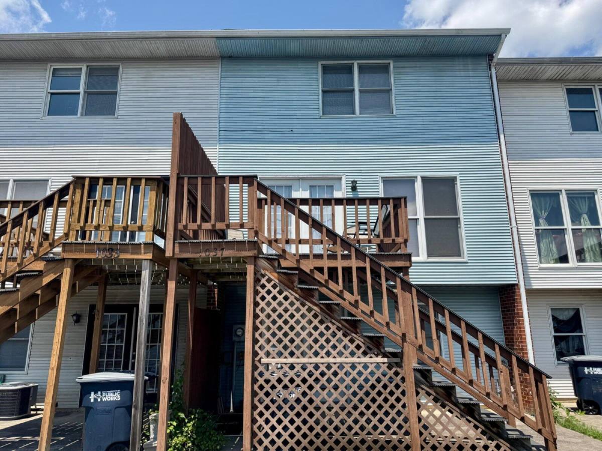 Townhouse for rent at 1037 Blue Ridge Dr, Harrisonburg, VA 22802