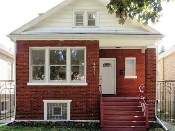 House for rent at 4951 W School St, Chicago, IL 60641