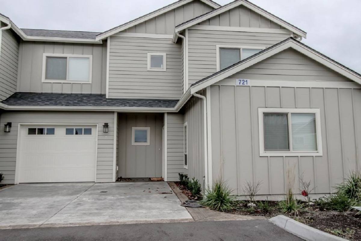 Townhouse for rent at 721 Trail Rd, Sedro Woolley, WA 98284