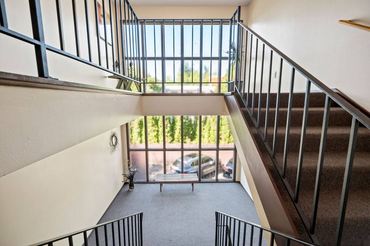 12556 15th Ave NE, Seattle, WA 98125 - Apartment for Rent - Image 9