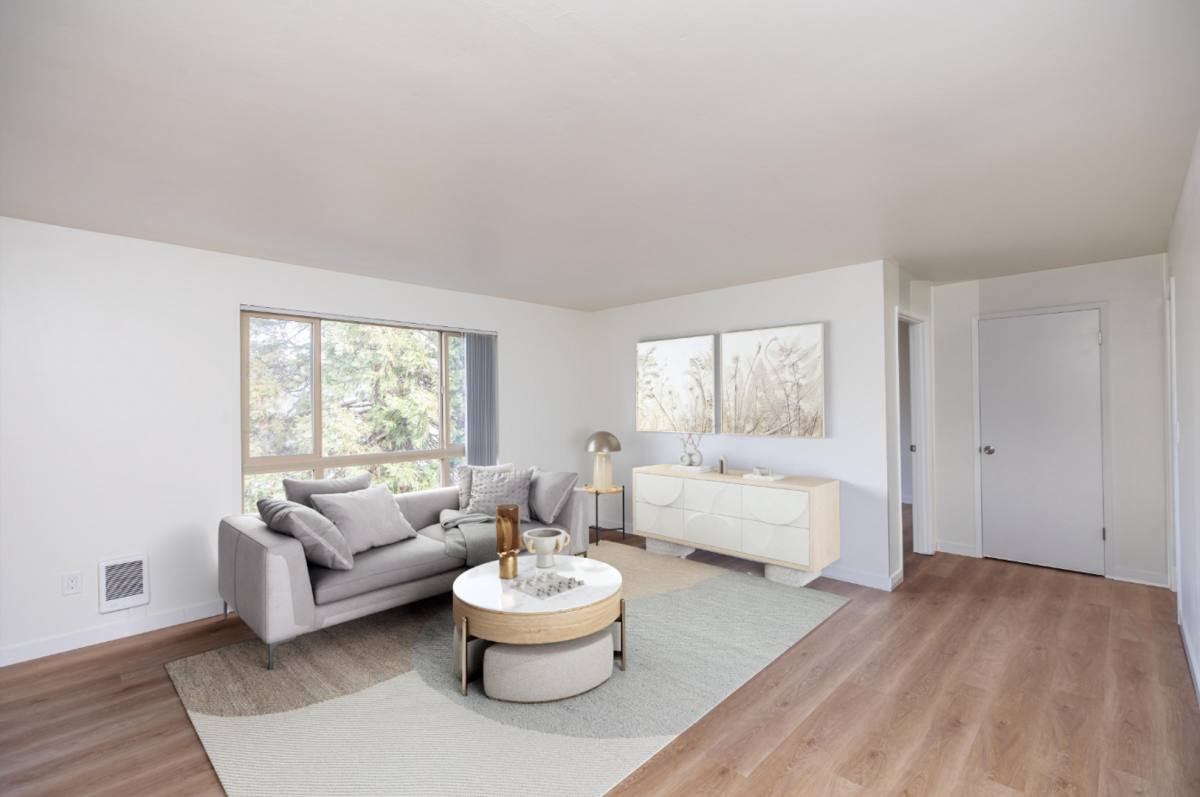 Apartment for rent at 12556 15th Ave NE, Seattle, WA 98125