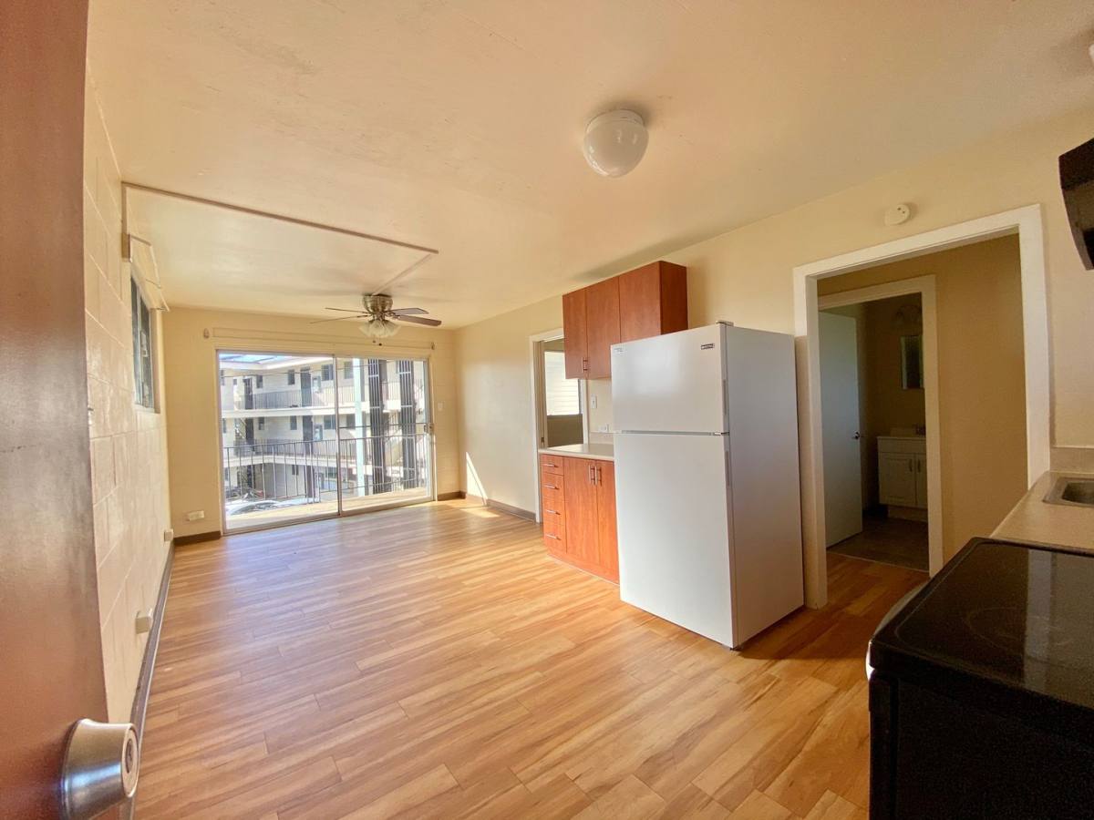 2732 Kolo Place, Honolulu, HI 96826
