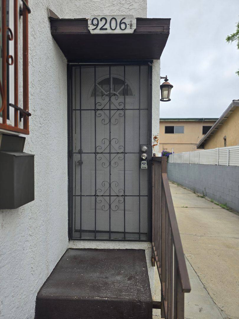 Apartment for rent at 9206 S Hoover St, Los Angeles, CA 90044