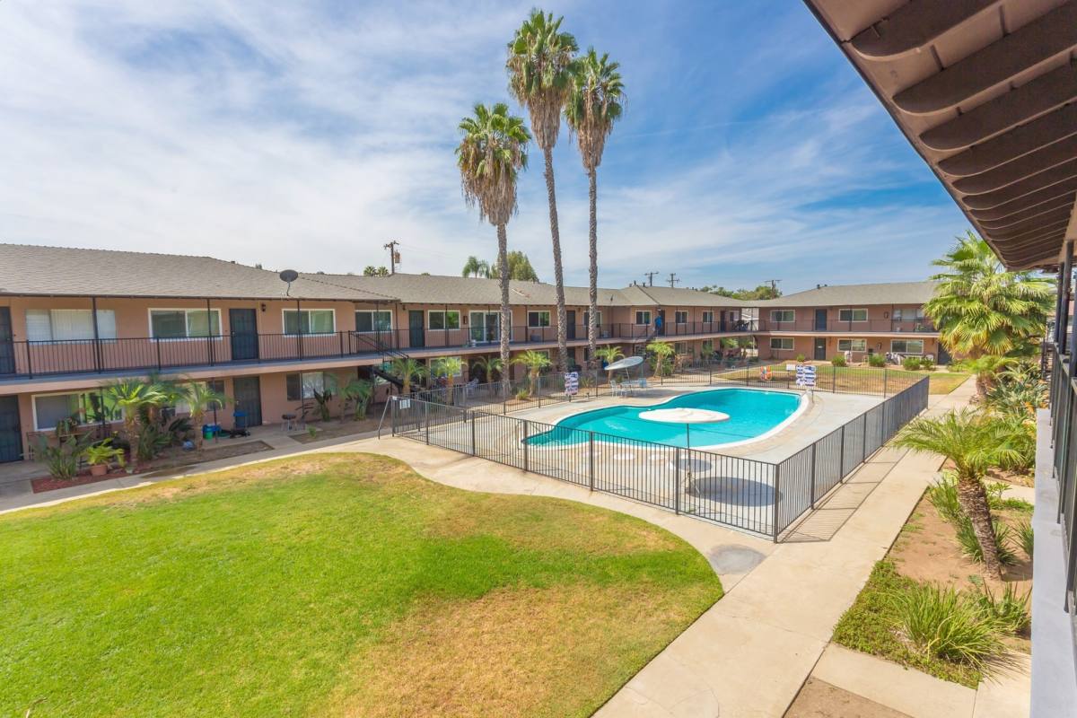 Apartment for rent at 535 S Barranca Ave, Covina, CA 91723