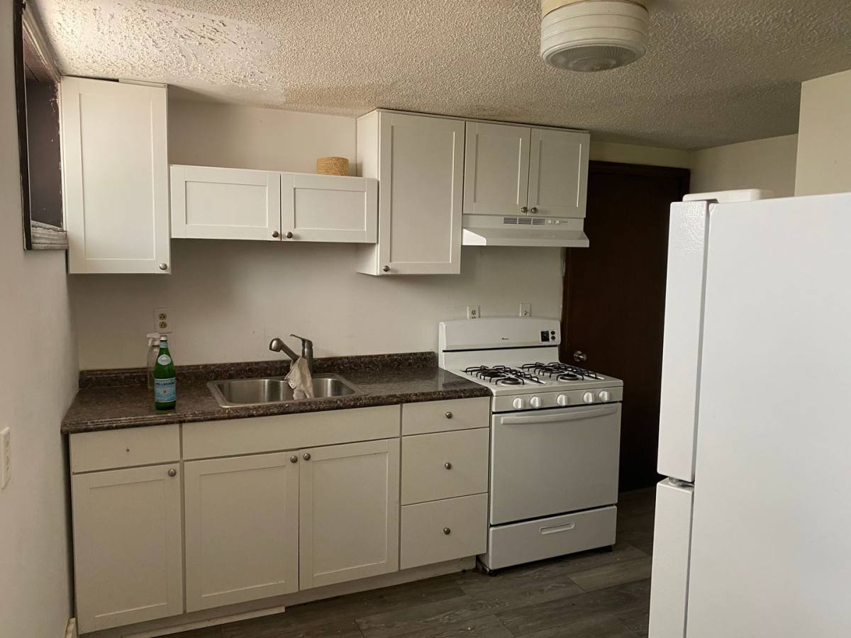Apartment for rent at 608 Orange St, New Haven, CT 06510